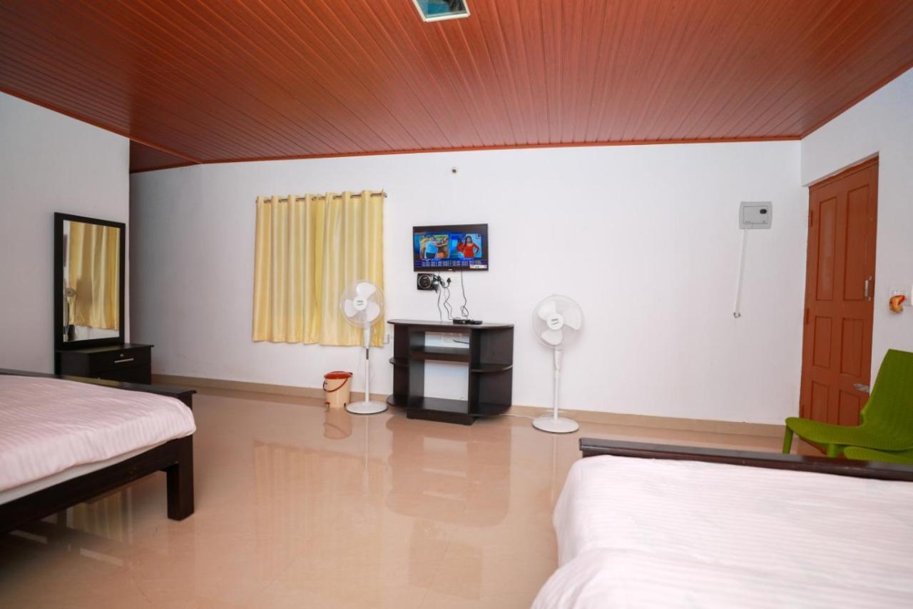 River View Guest House マディケーリ エクステリア 写真