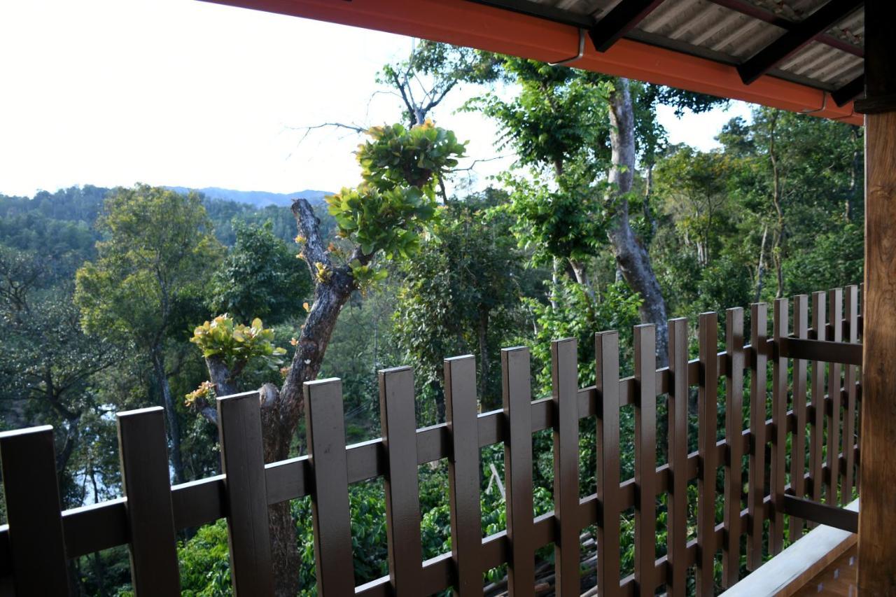 River View Guest House マディケーリ エクステリア 写真